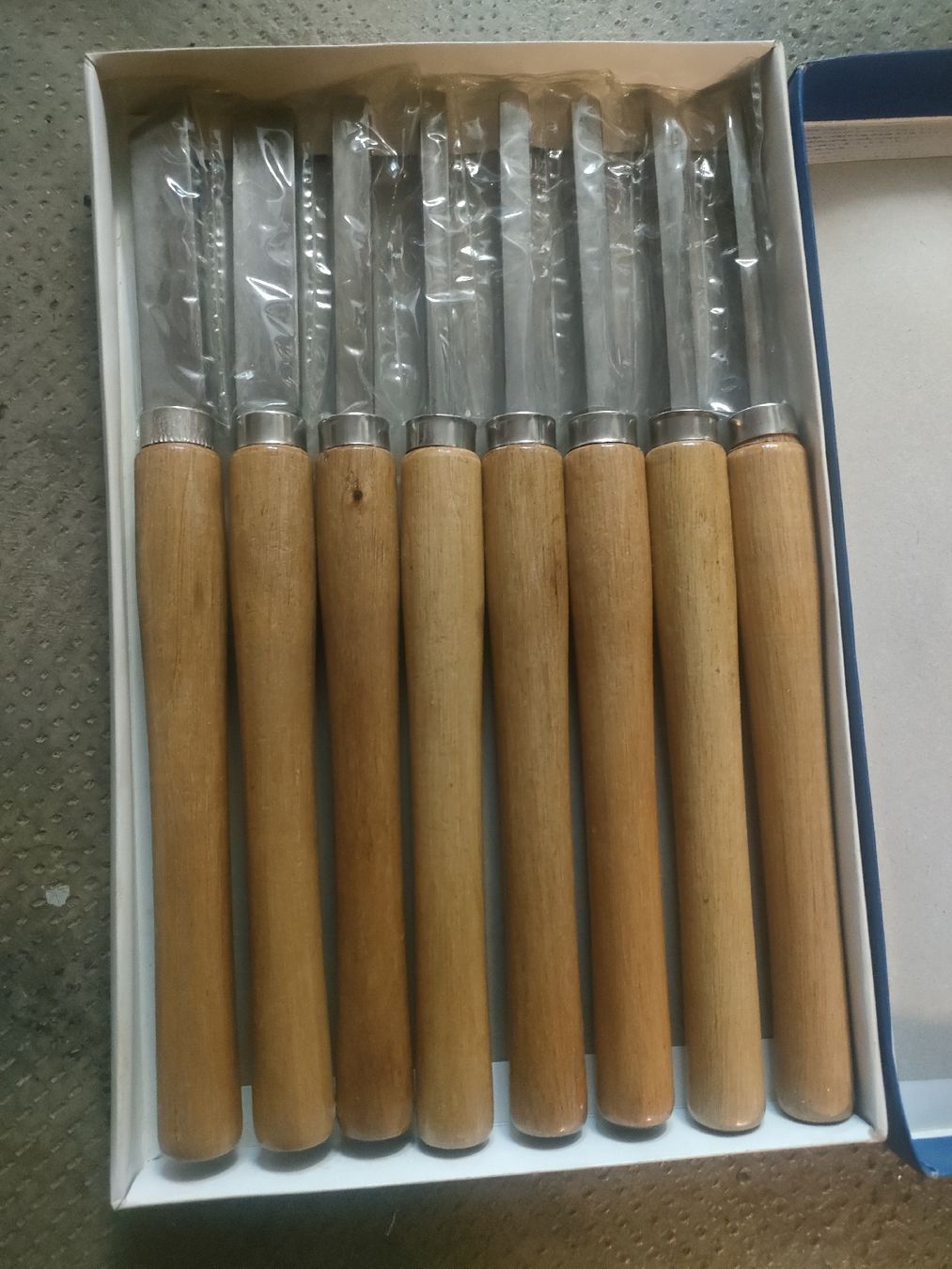 Tous les outils: ciseaux à bois  – Neuf avec emballage d'origine à Monthey par ric_x2sl