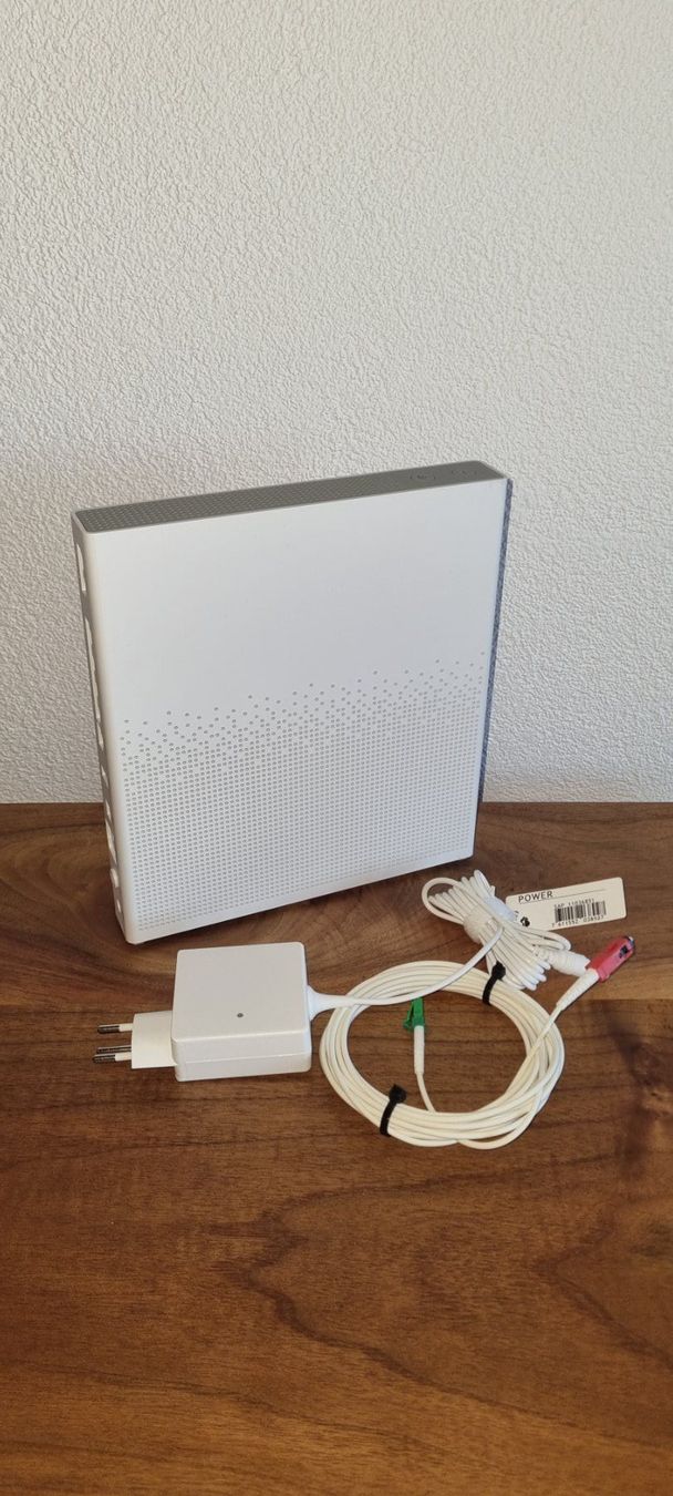 Swisscom Modem & Router: Swisscom Internet-Box 4 – Usato da Kaltacker venduto da Andy1969