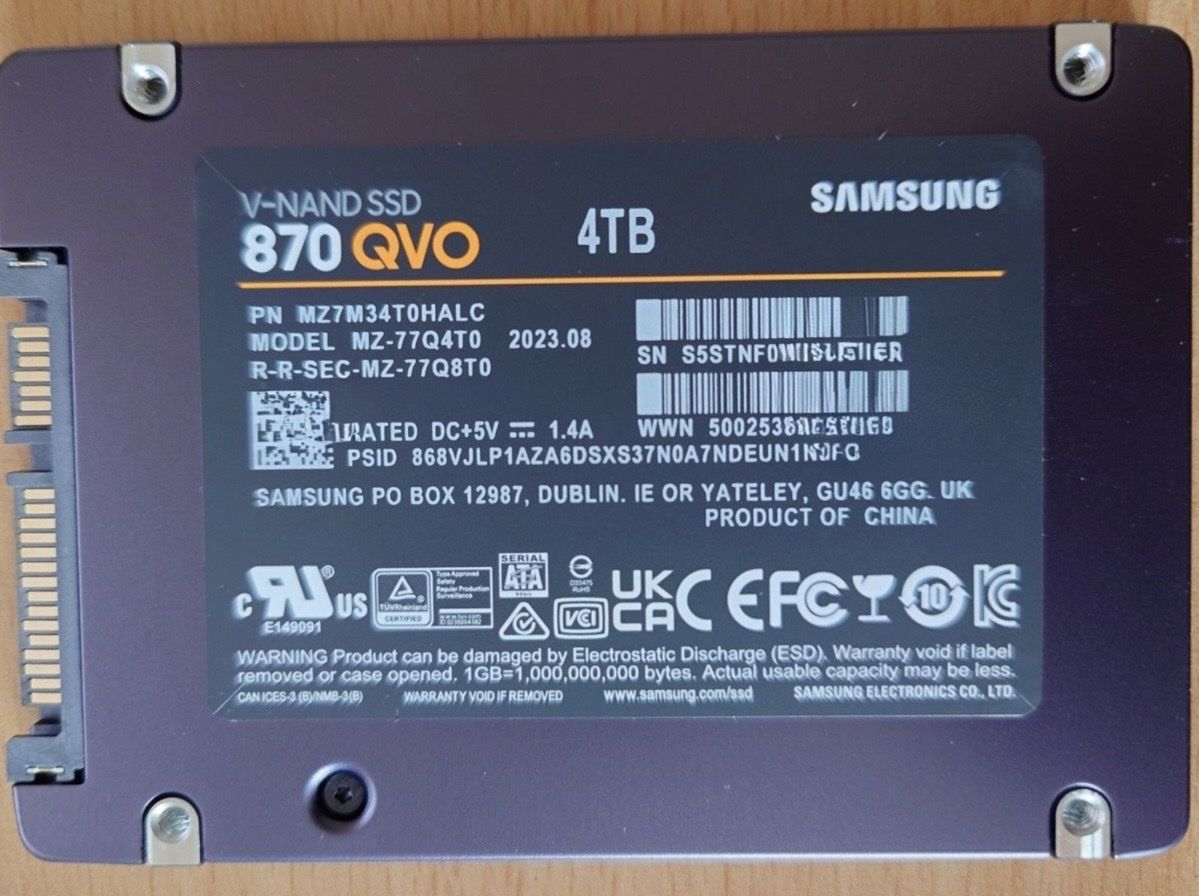 Samsung Dischi rigidi: Samsung 870 QVO 4TB – Usato da Pfäffikon SZ venduto da cha_lh26 1