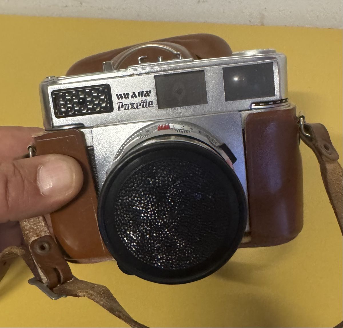 Kamera: Alte Fotoapparat  – Gebraucht aus Schlieren von Freundlich02 5