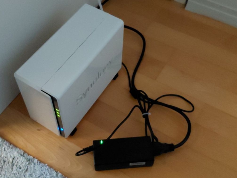 Synology Server: Synology DS218j NAS mit 2 x 3 TB – Usato da Volketswil venduto da jul_hwb8