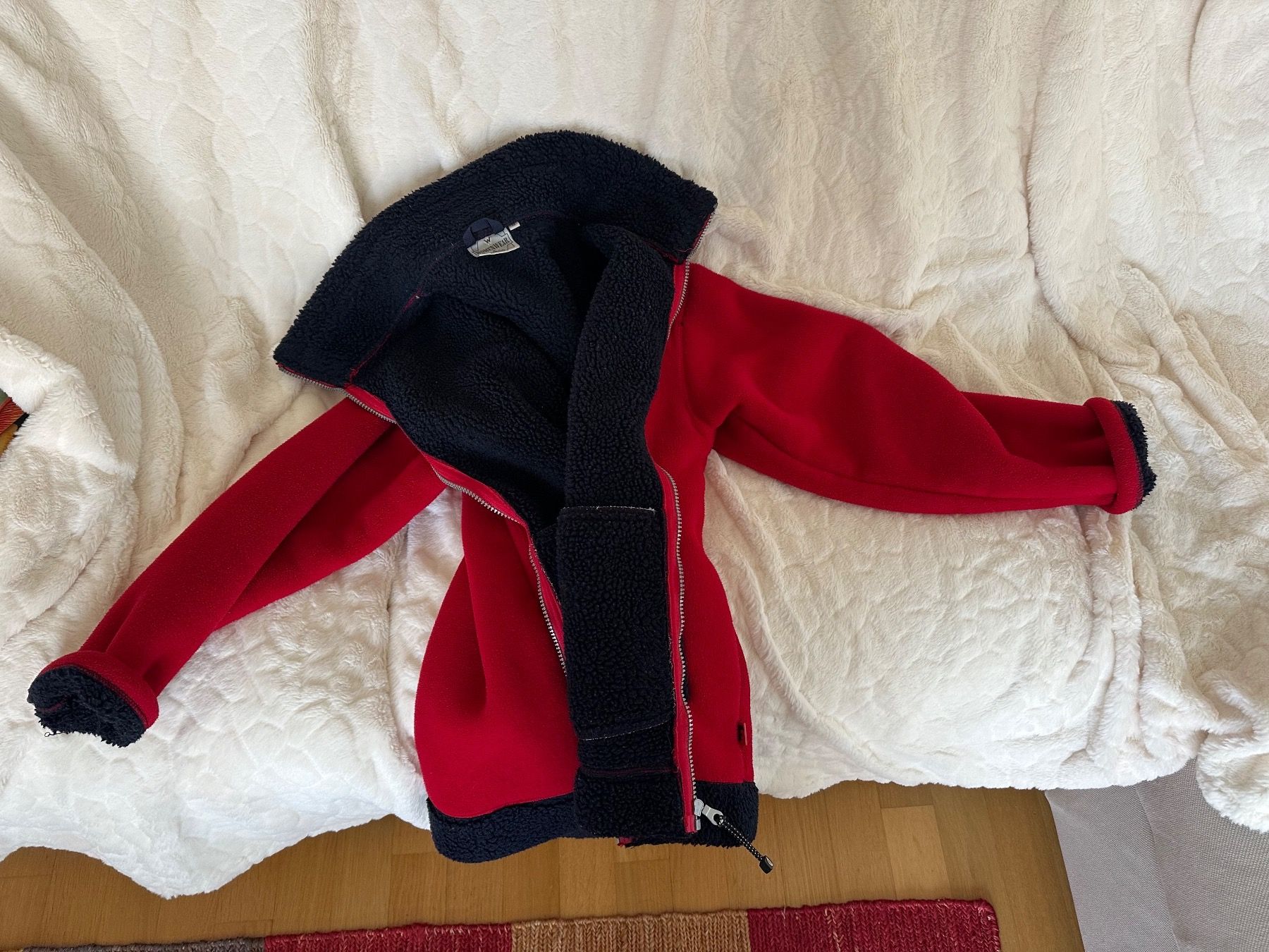 Giacche: Fleece Jacke – Usato da Kriens venduto da cha_5yhb 5