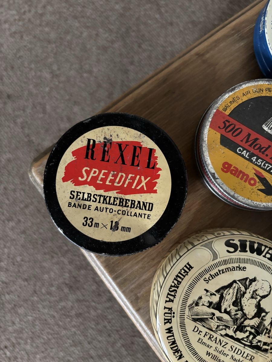 Tutte le decorazioni: Sammlung von kleinen Vintage Dosen – Usato da Münsingen venduto da Sinonn 1