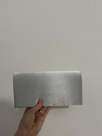 Bulaggi Clutch, silber, neuwertig, ideal für die Festtage
