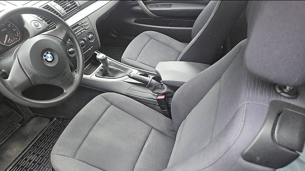 Automobili: BMW 116i 3 porte  - 122CV - 2009 – Usato da Vezia venduto da mostro32 3