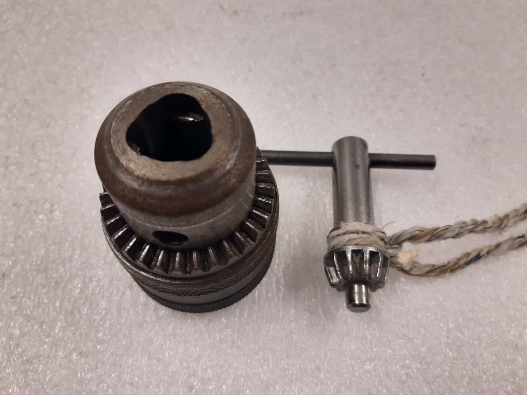 Trapani: Bohrfutter mit Schlüssel – Usato da Trubschachen venduto da Caddy8 1