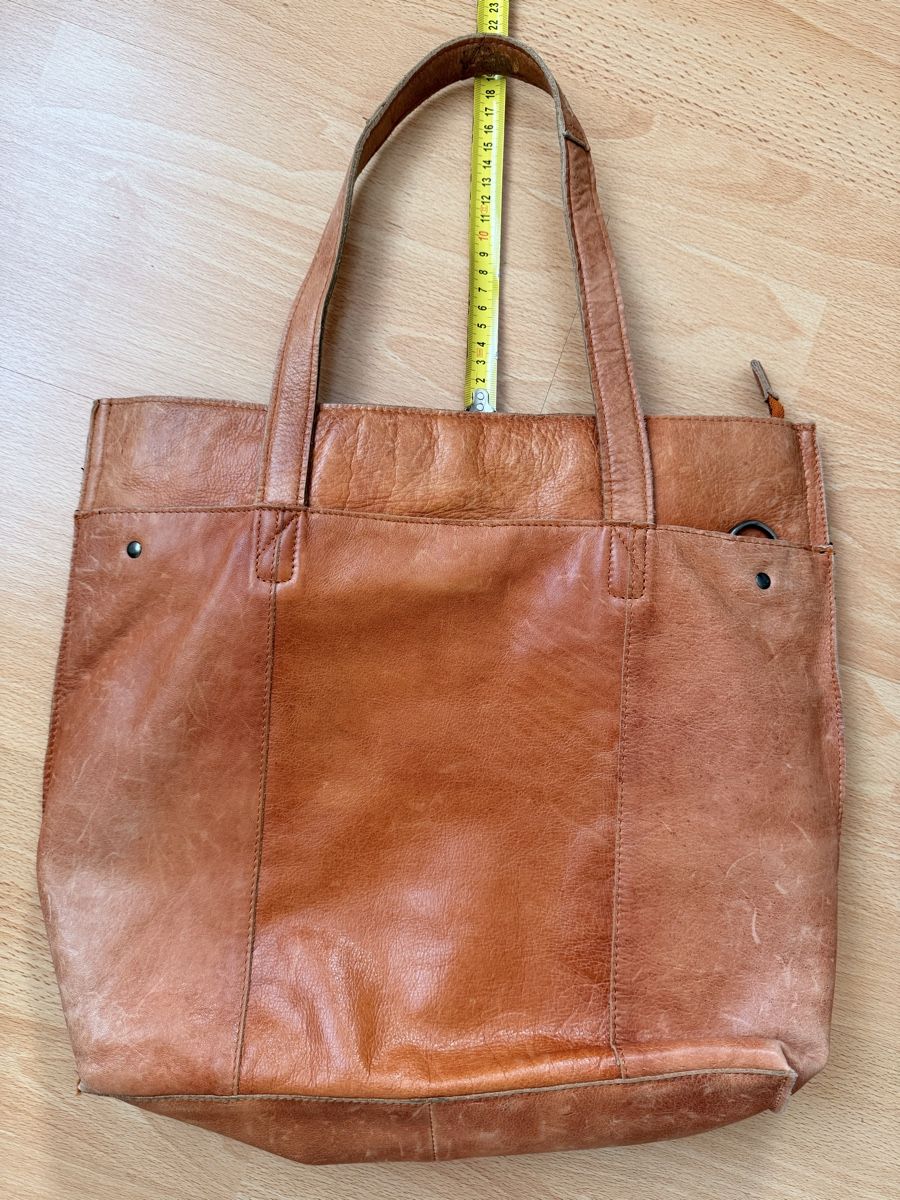 Borse da donna: VARESE Ledertasche – Usato da Luzern venduto da Nat.B 3