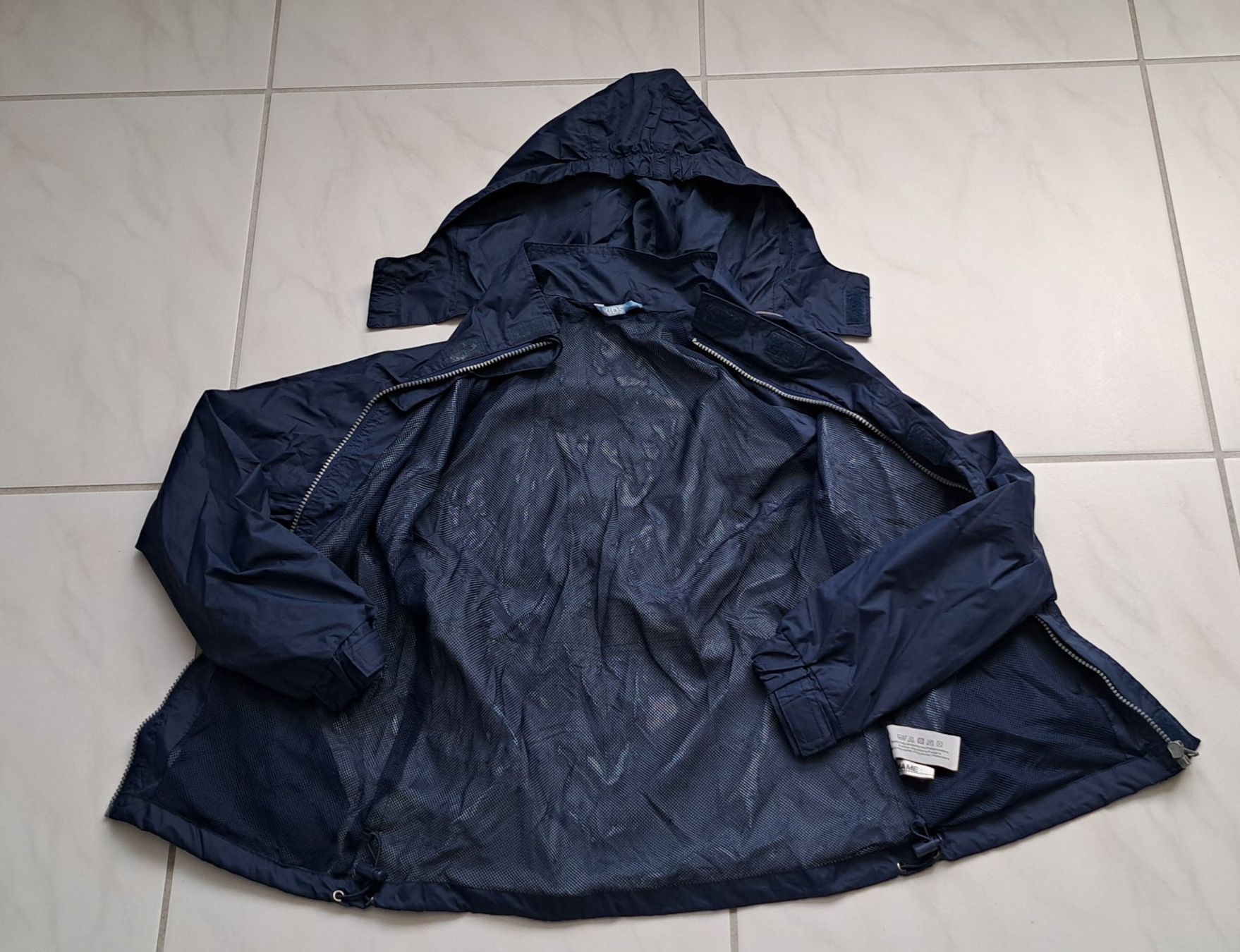 Jacken: Regenjacke / Windstopper blau Grösse 152 – Gebraucht aus künten von himelblau 1