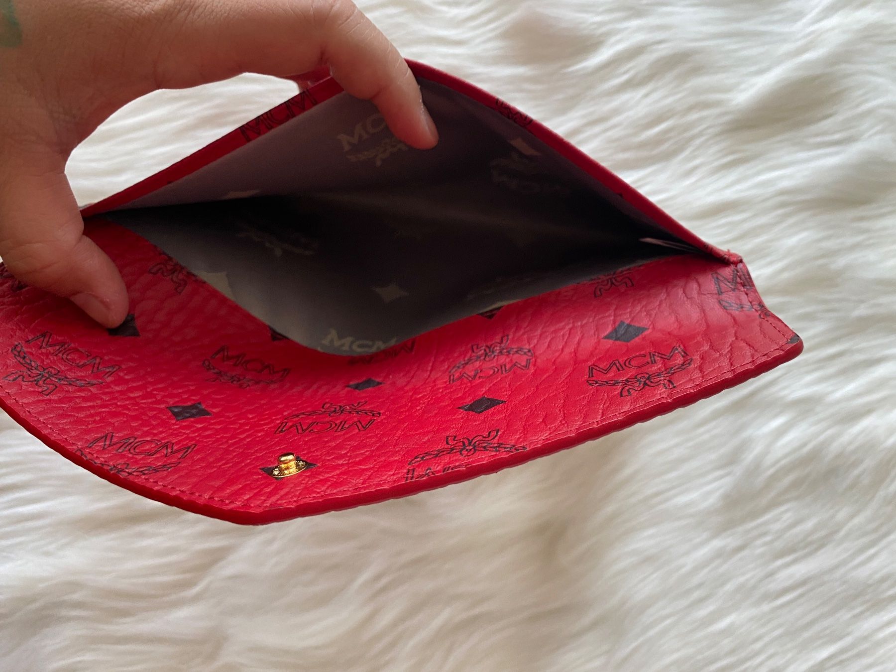 Mcm Borse: Original MCM Clutch Rot – Usato da Dübendorf venduto da Levintreyer 4