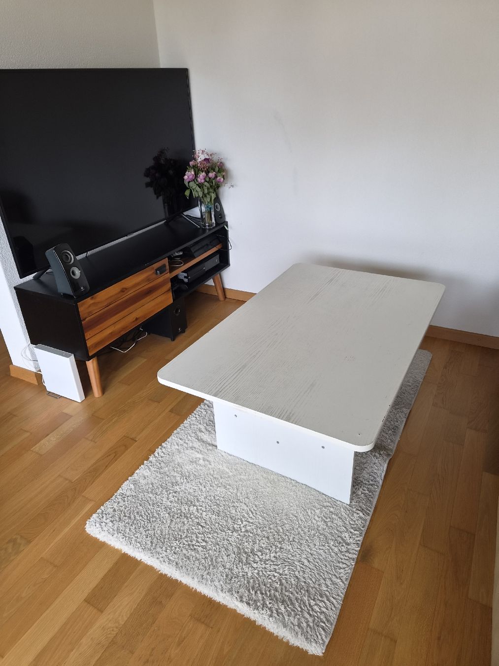 Tavoli: Table basse blanche en bois – Usato da Biel/Bienne venduto da bastienb01 1