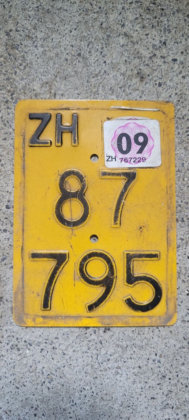 Mofas: Mofa Nummer ZH 87795 – Gebraucht aus Emmenbrücke von ReadySI