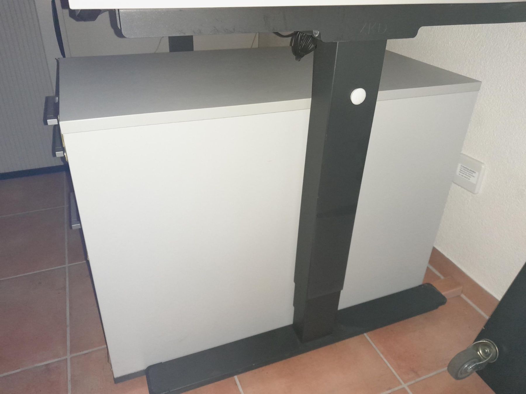 Korpus: TOP Büro Korpus, Rollcontainer – Gebraucht aus Dänikon ZH von Sweet_lies 1