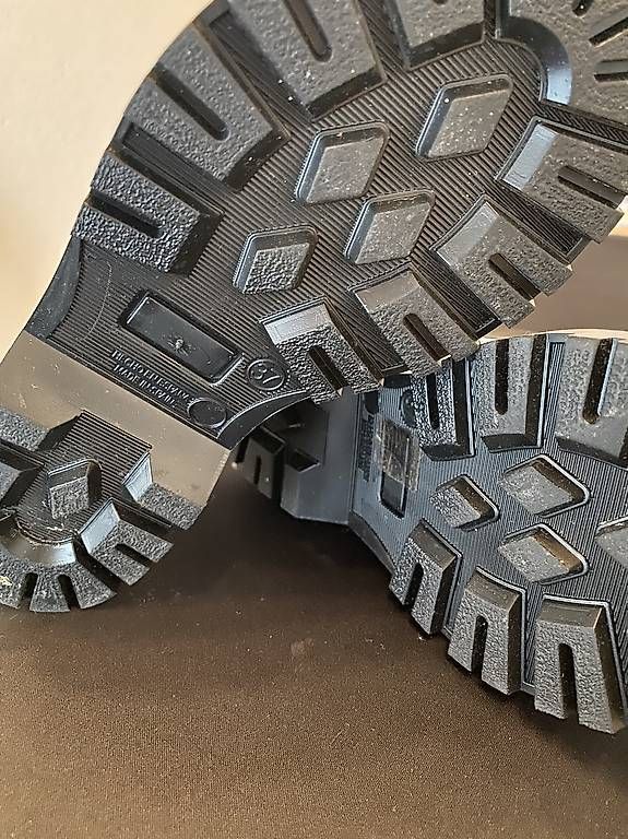 Scarpe da uomo: Gummistiefel wie neu – Usato da Solothurn venduto da nev_7qmh 1