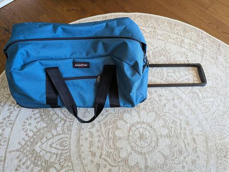 Eastpack Reisetasche mit Rädern