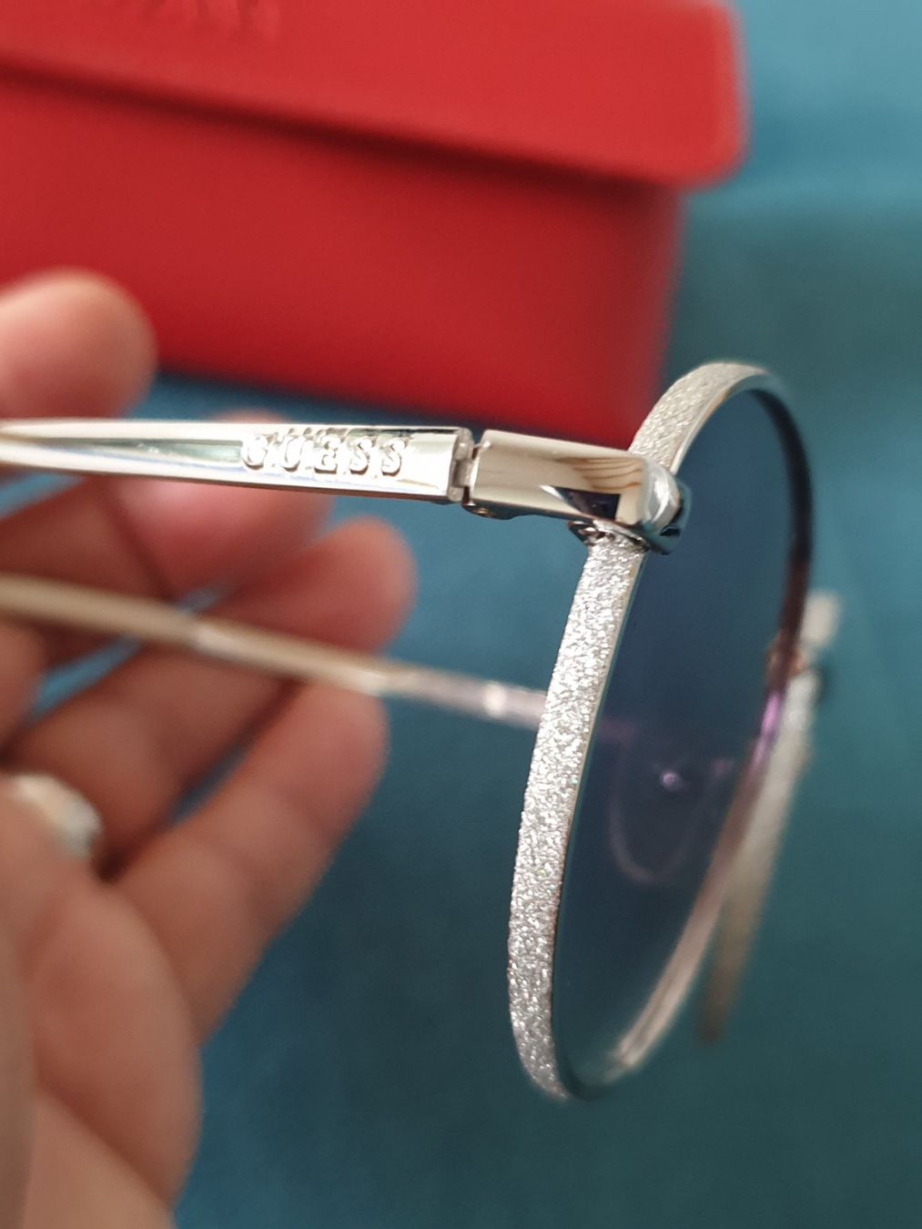 Guess Occhiali & Lenti: Guess Unisex Sonnenbrille – Nuovo (secondo la descrizione) da Lengnau BE venduto da Mango888 4