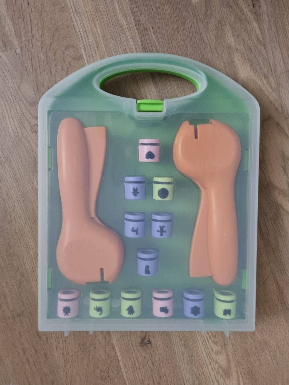 Bastelsets: Stansset "BEA" Neuwertig – Gebraucht aus Mellingen von dodoro 1