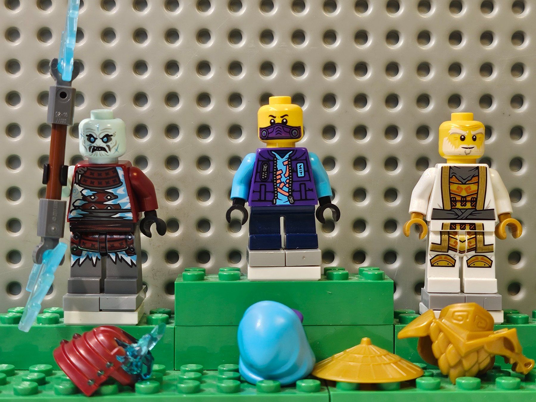 3 Lego-Minifiguren aus der Serie Ninjago mit njo 780,... Fi (Gebraucht ...