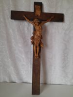 Appenzeller Holzkruzifix, Wand - Jesuskreuz, geschnitzt,1942