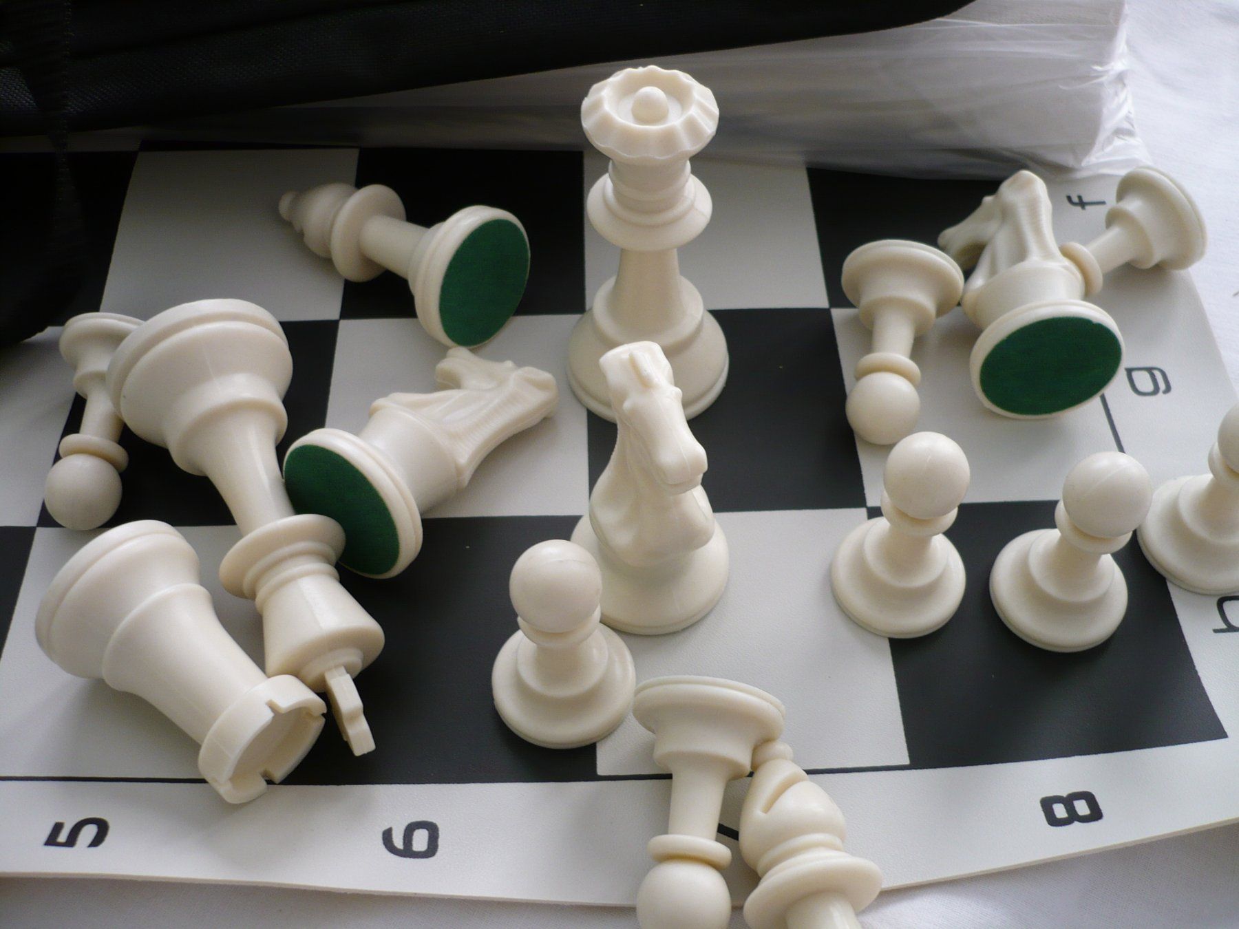 DGT Giochi: BERNER SCHACH SET MIT DIGITHAL UHR DGT 1500 – Nuovo e nell'imballaggio originale da Chur venduto da Artona0903 8
