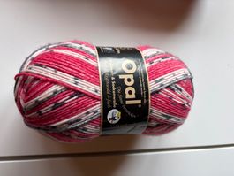 1Knäuel Opal Sockenwolle 6-fach