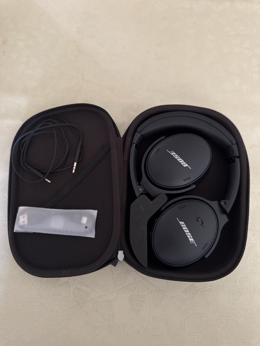 Bose Cuffie: Bose QC 45 – Usato da Meggen venduto da Caarter