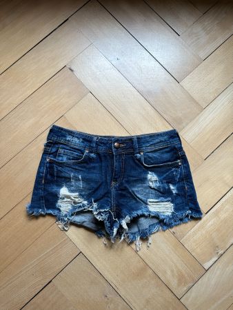 BERSHKA - Jeansshorts dunkelblau 36