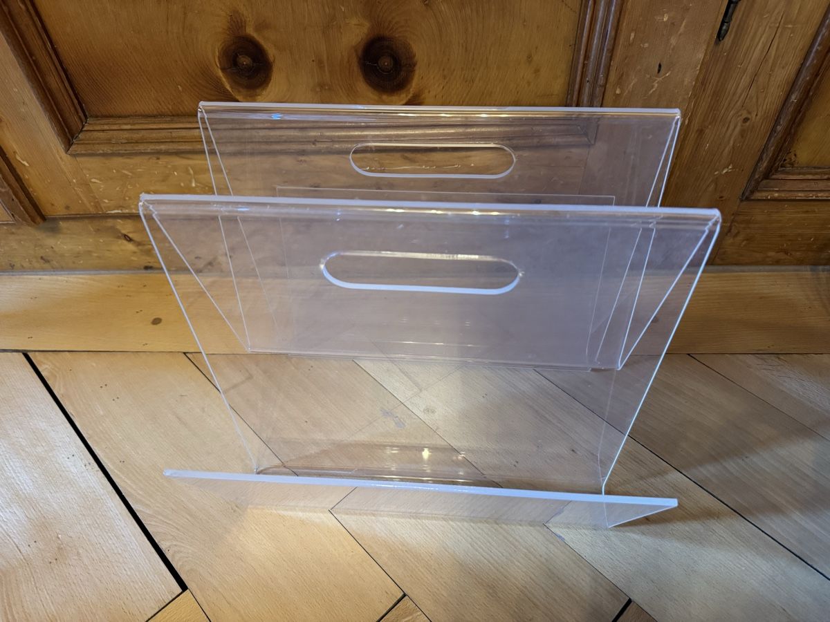 Altro per la casa: Plexiglas Zeitschriftenständer – Usato da Zürich venduto da 411osmanbey 1