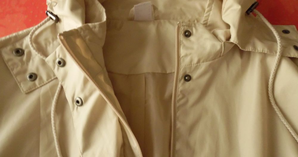 Vestes: Jacke, Wind-+Wasserabweisend Gr.46 Beige – D'occasion à Bellinzona par Luna093 2