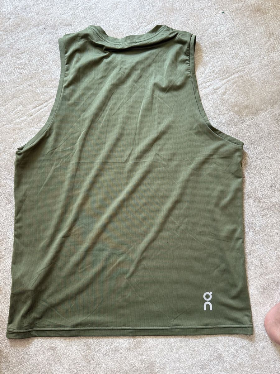 T-shirts: On Tank Top (M) – D'occasion à Bern par Laufsport3000 1