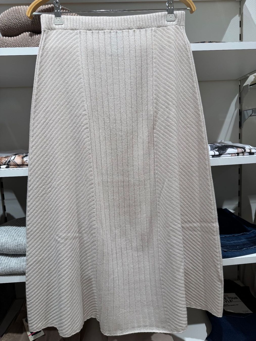 Lotti di vestiti: Strick-Set, D. Exterior, Rock & Pullover, Gr. S. Neuwertig – Nuovo (secondo la descrizione) da Oberrohrdorf venduto da maggys15 2