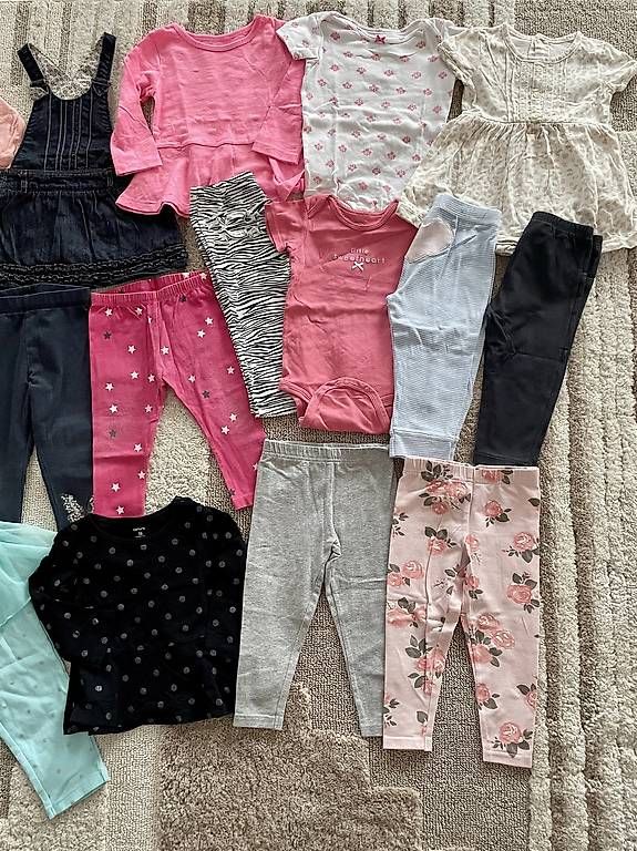 Lotti & Set di vestiti: Kleiderpaket I : 12-18 Mt  Carters, Next, Gap etc. – Usato da Dörflingen venduto da Kendraa 2
