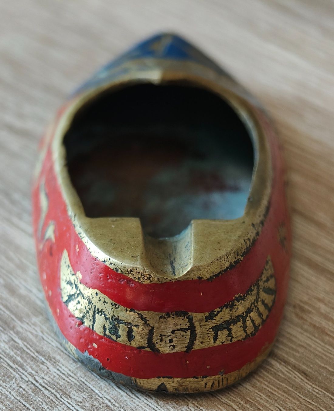 Portacenere: Aschenbecher in Form von Schuhen oder Pantoffeln, Antike – Usato da St. Gallen venduto da Ricardo_Deals 4