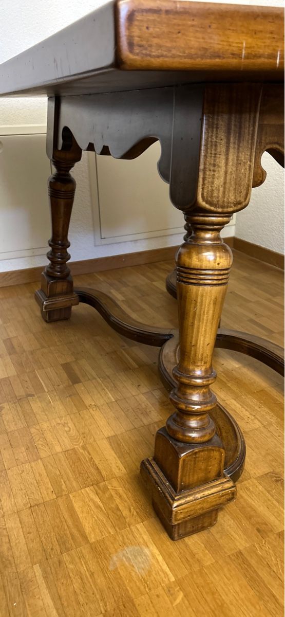 Set di tavolo e panche: Holztisch massiv mit 4 Stühlen – Usato da Aeschi SO venduto da Gery1957 5