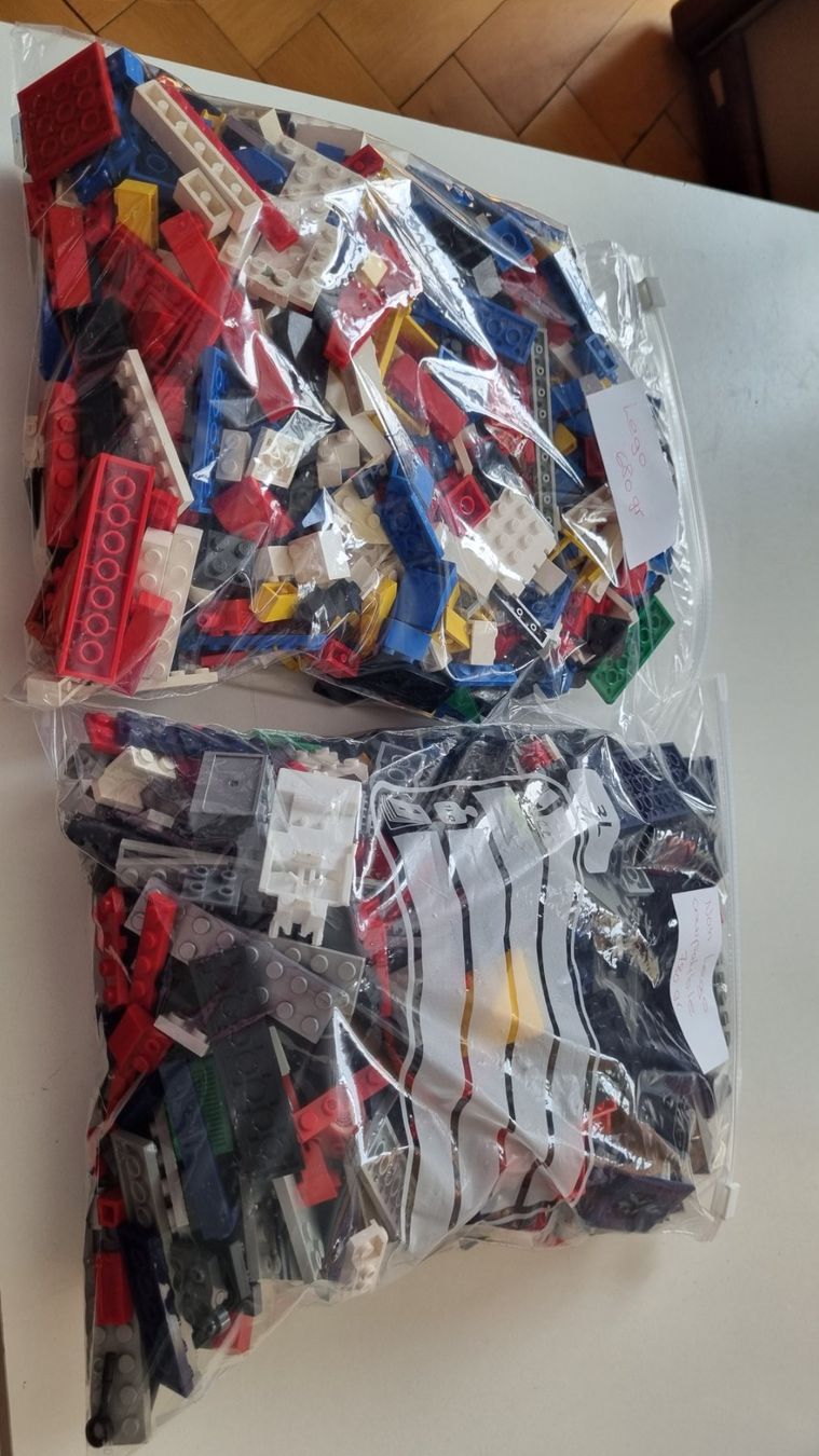 Lego Baukästen: lego pièces détachées – Gebraucht aus La Chaux-de-Fonds von mikilo1
