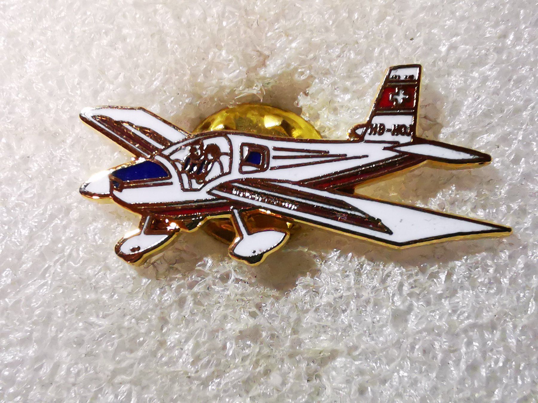 Placchette & Badge: Ansteckpin 10: Flugzeug – Usato da Oppligen venduto da Pin-Fall-Shop