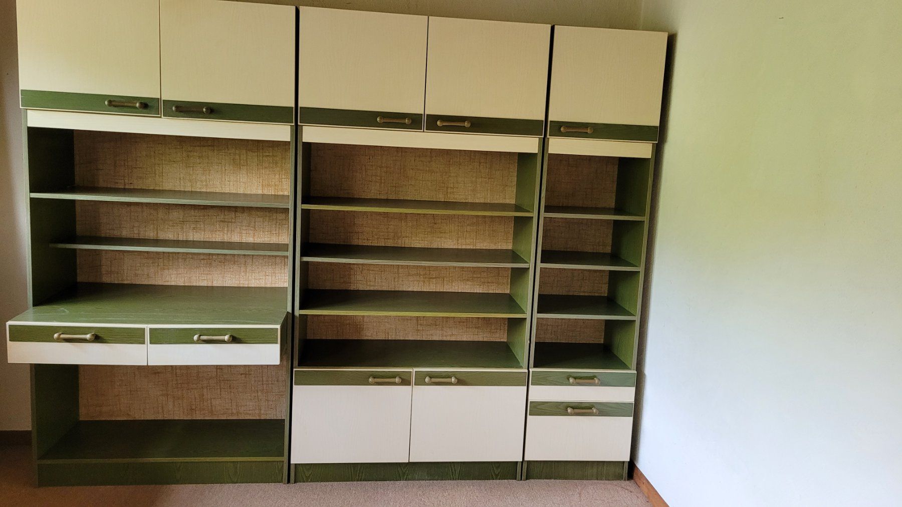 Armadi: Modulares Schrankwand-System: Schrankwand + Schrank + Bett – Usato da Braunau venduto da rol_87rc 1