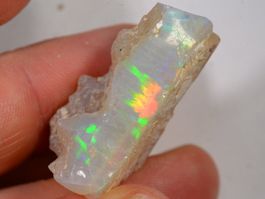 38 Karat - Roher Äthiopischer Welo Opal