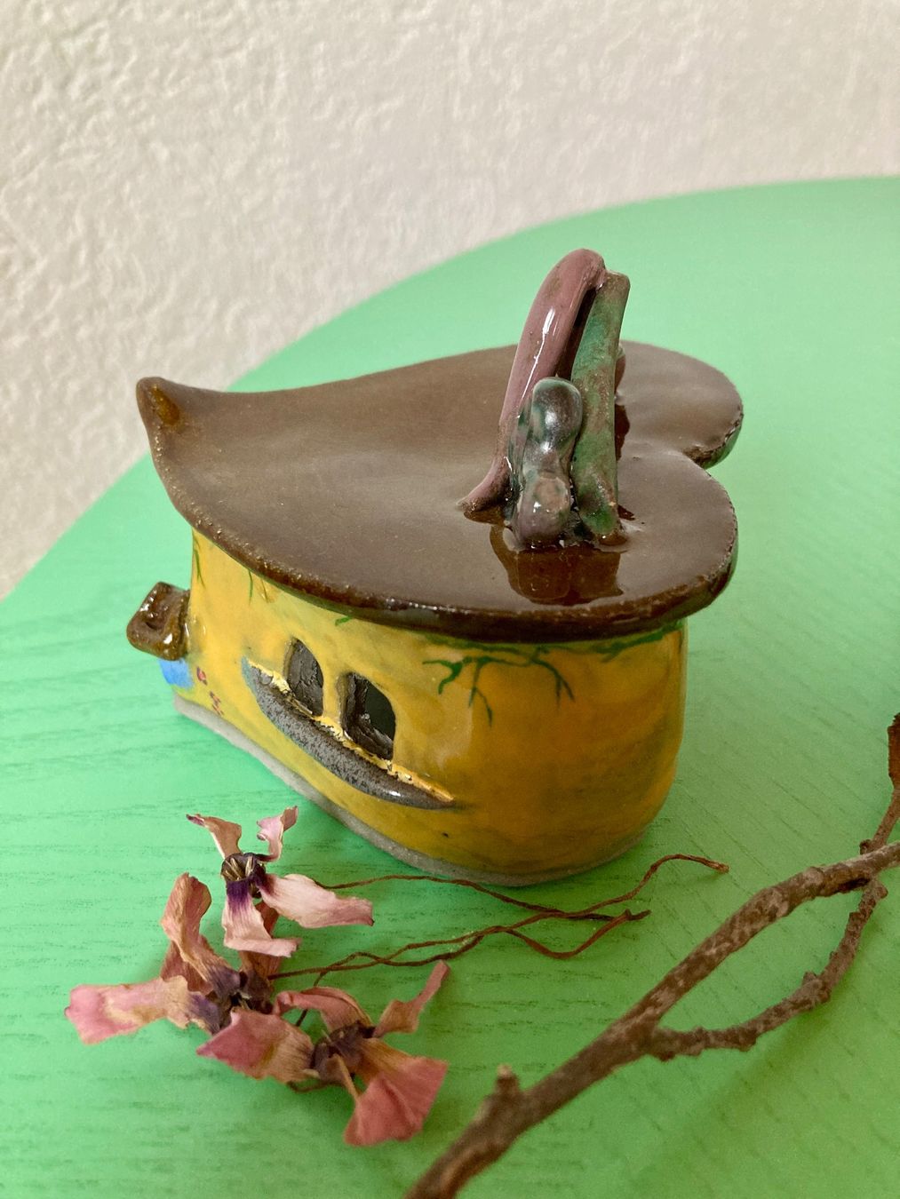 Tutte le decorazioni: Petite maison en grès céramique - pièce unique - Artisanat – Nuovo (secondo la descrizione) da Chézard-St-Martin venduto da timogabychou 2