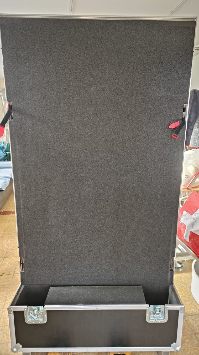 Valigie: flight case road case transport kiste – Usato da Düdingen venduto da Boongo 3