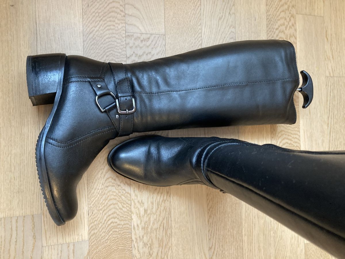 Scarpe da donna: Damenstiefel  – Usato da Fribourg venduto da ren_g8n9 1