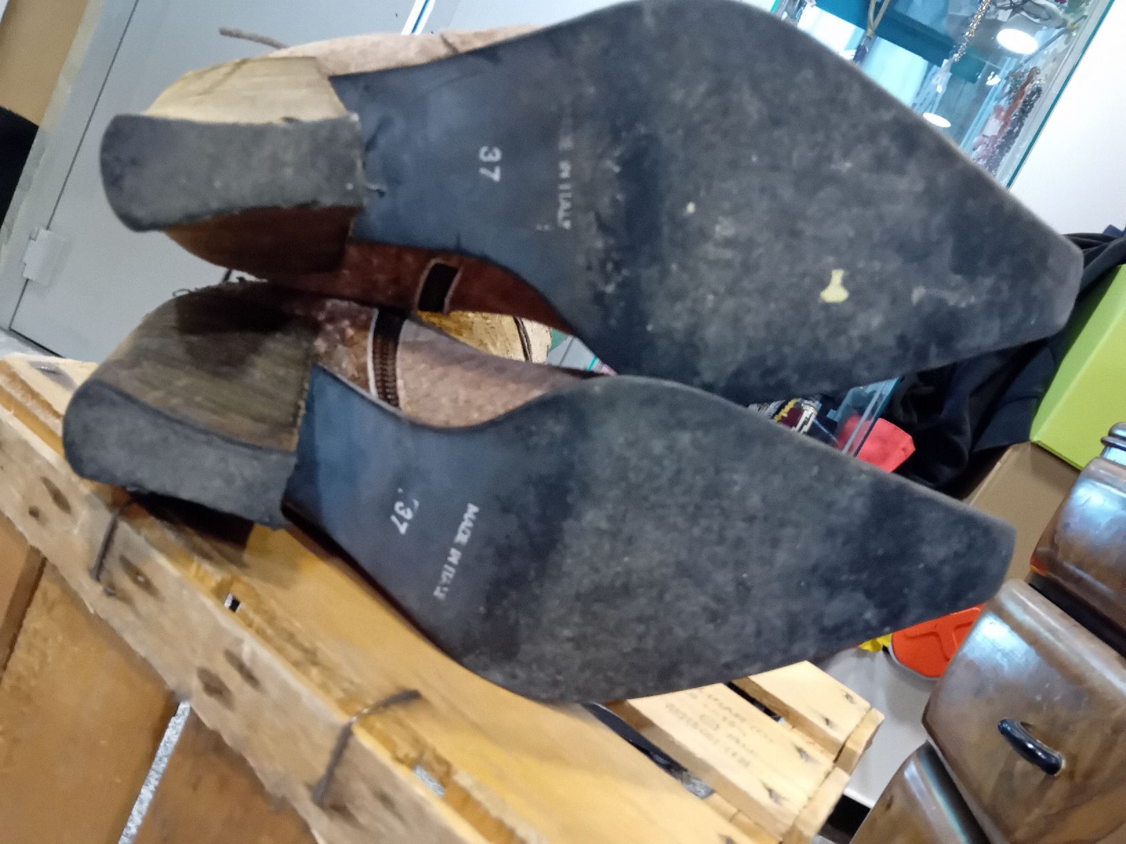 Damenschuhe: Stivali cow boy in camoscio 37 – Gebraucht aus Biasca von Old_6blh 3