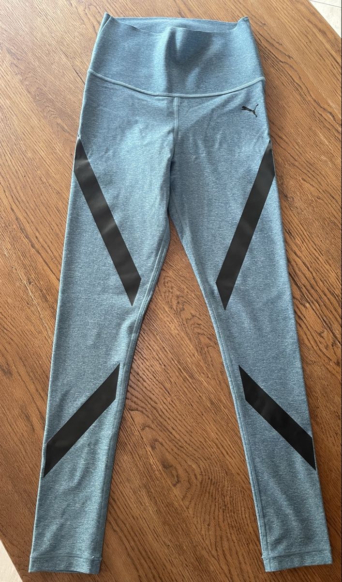 Puma Leggings: Puma Trainingshose Damen Grösse S – Gebraucht aus Läufelfingen von B_C_Sch.