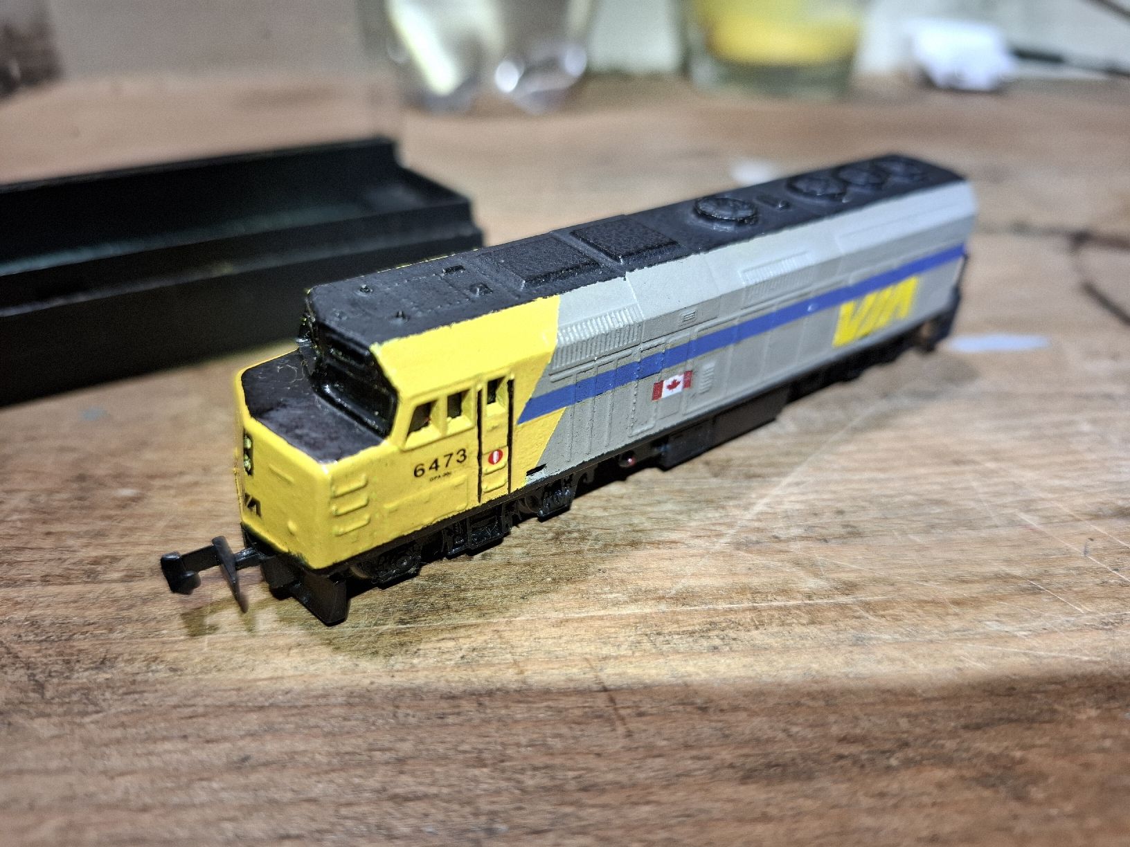 Modelleisenbahnen: Spur N Diesellok VIA – Defekt aus Flaach von maniv6