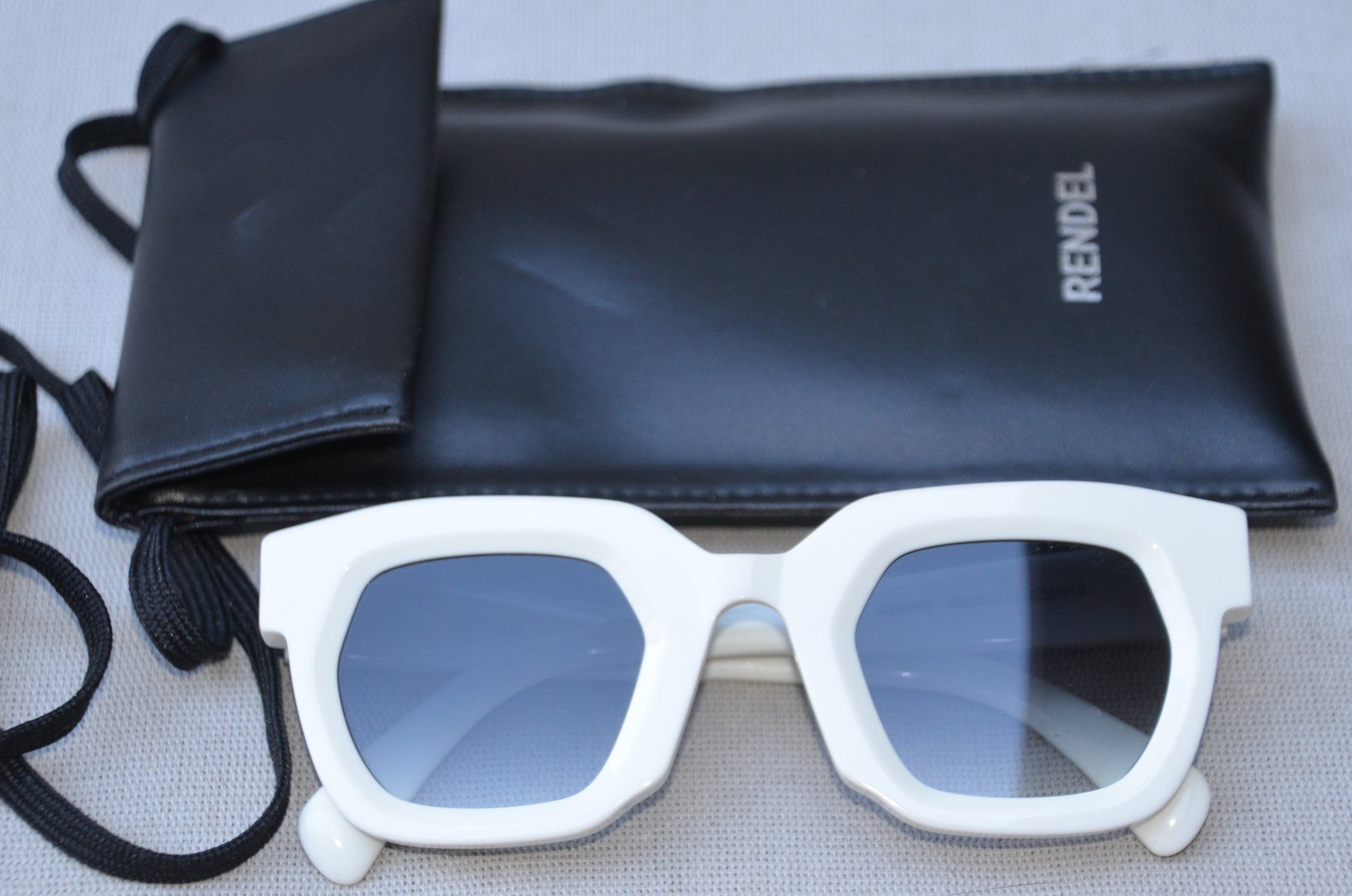 Versace Lunettes & Verres: Rendel Ginger Sonnenbrille / lunettes de soleil – D'occasion à Collonges par arashee 1