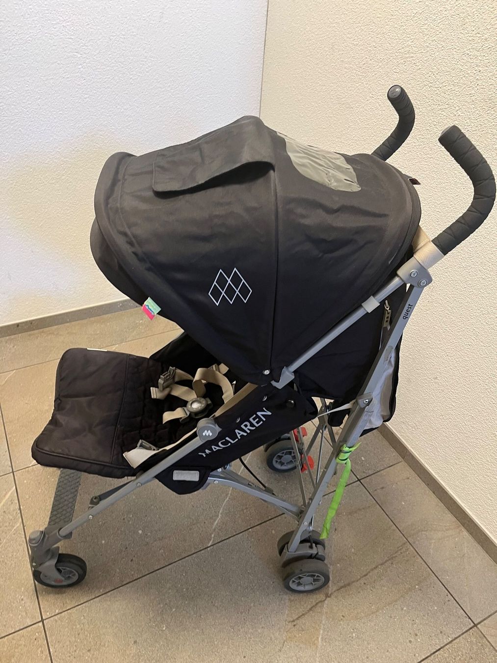 Mclaren Kinderwagen: Mclaren Kinderbuggy inkl Winterfußsack – Gebraucht aus Winterthur von WintiSommer