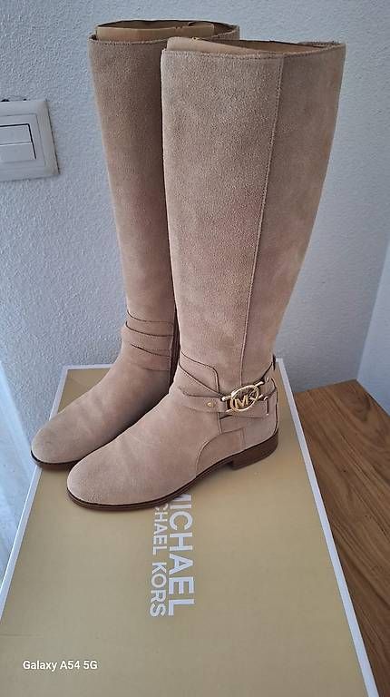 Chaussures femmes: Stivali Michael Kors – D'occasion à Bellinzona par Erny650