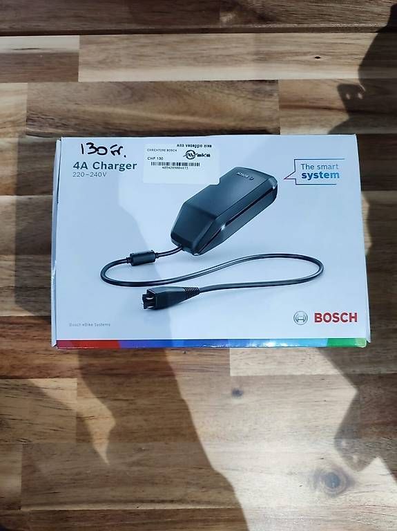 Chargeurs: CARICATORE BOSCH 4Ah BPC3400 – D'occasion à Rivera par inf_qr2h