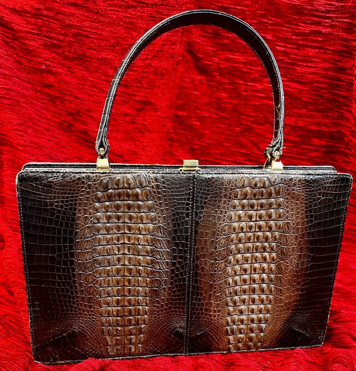 Damen-Handtasche Aus Krokodilleder-Optik – Quadratisch, Mit Kettengürtel, 22x14x8,5 Cm