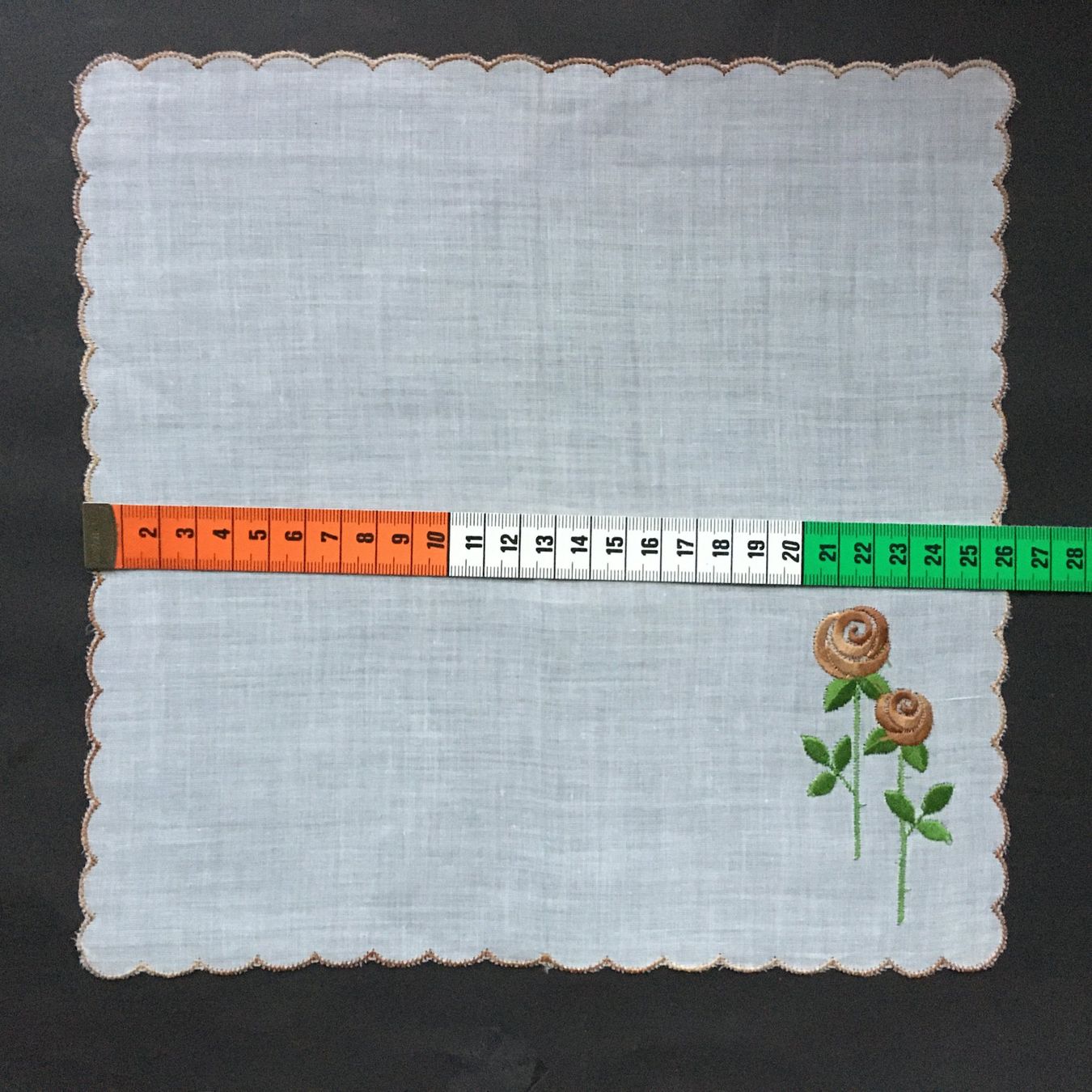 Sonstige Kleidung & Accessoires: Taschentuch mit Stickerei Rosen – Gebraucht aus Subingen von ArtBead 4
