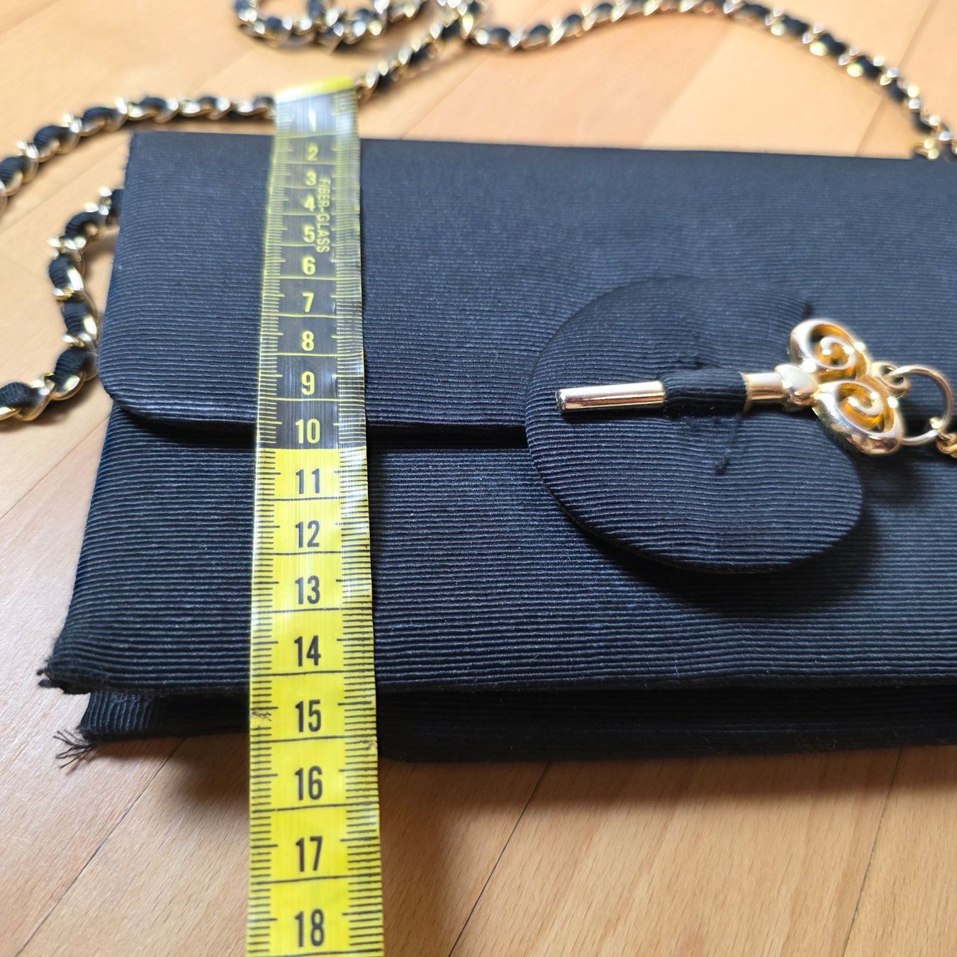 Borse da donna: Vintage schwarze elegante Tasche mit Kette – Usato da Wald ZH venduto da CapLux 5